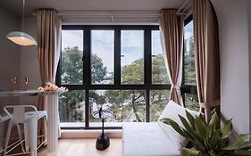 Aimee House Homestay Trấn Vũ